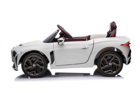 Autko Bentley Bacalar na akumulator dla dzieci Biały + Pilot + EVA + Wolny Start + Audio LED Autko Bentley Bacalar na akumulator dla dzieci Biały + Pilot + EVA + Wolny Start + Audio LED