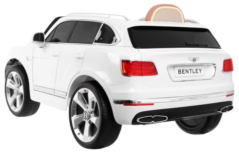 Auto na akumulator Bentley Bentayga dla dzieci Biały + Koła EVA + Radio MP3 + Pilot Auto na akumulator Bentley Bentayga dla dzieci Biały + Koła EVA + Radio MP3 + Pilot
