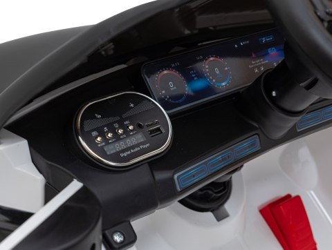 Mercedes Benz AMG EQA dla dzieci Biały + Pilot + 5-punktowe pasy + EVA + Wyświetlacz MP3 + LED Mercedes Benz AMG EQA dla dzieci Biały + Pilot + 5-punktowe pasy + EVA + Wyświetlacz MP3 + LED