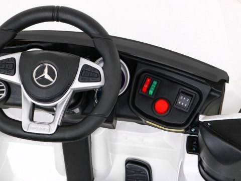 Mercedes Benz GLC63S dla dzieci Biały + Pilot + Napęd 4x4 + MP3 LED + EVA + Wolny Start Mercedes Benz GLC63S dla dzieci Biały + Pilot + Napęd 4x4 + MP3 LED + EVA + Wolny Start