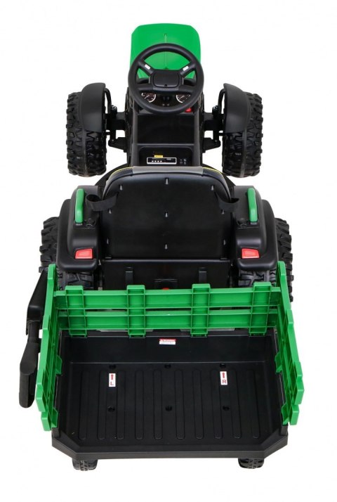 Traktor Titanium Z Przyczepą Zielony Traktor Titanium Z Przyczepą Zielony