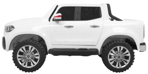 Mercedes Benz X-Class dla dzieci Biały + Pilot + Napęd 4x4 + MP4 + Bagażnik + LED + EVA Mercedes Benz X-Class dla dzieci Biały + Pilot + Napęd 4x4 + MP4 + Bagażnik + LED + EVA