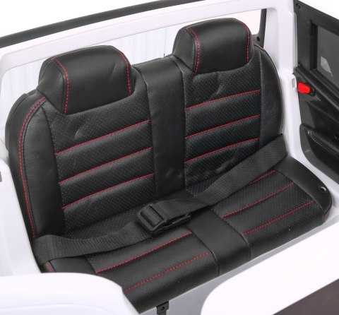 Mercedes Benz X-Class dla dzieci Biały + Pilot + Napęd 4x4 + MP4 + Bagażnik + LED + EVA Mercedes Benz X-Class dla dzieci Biały + Pilot + Napęd 4x4 + MP4 + Bagażnik + LED + EVA
