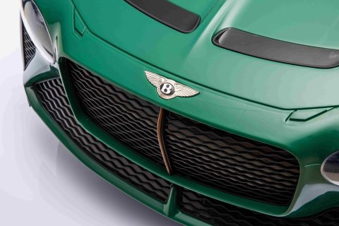 Autko Bentley Bacalar na akumulator dla dzieci Zielony + Pilot + EVA + Wolny Start + Audio LED Autko Bentley Bacalar na akumulator dla dzieci Zielony + Pilot + EVA + Wolny Start + Audio LED